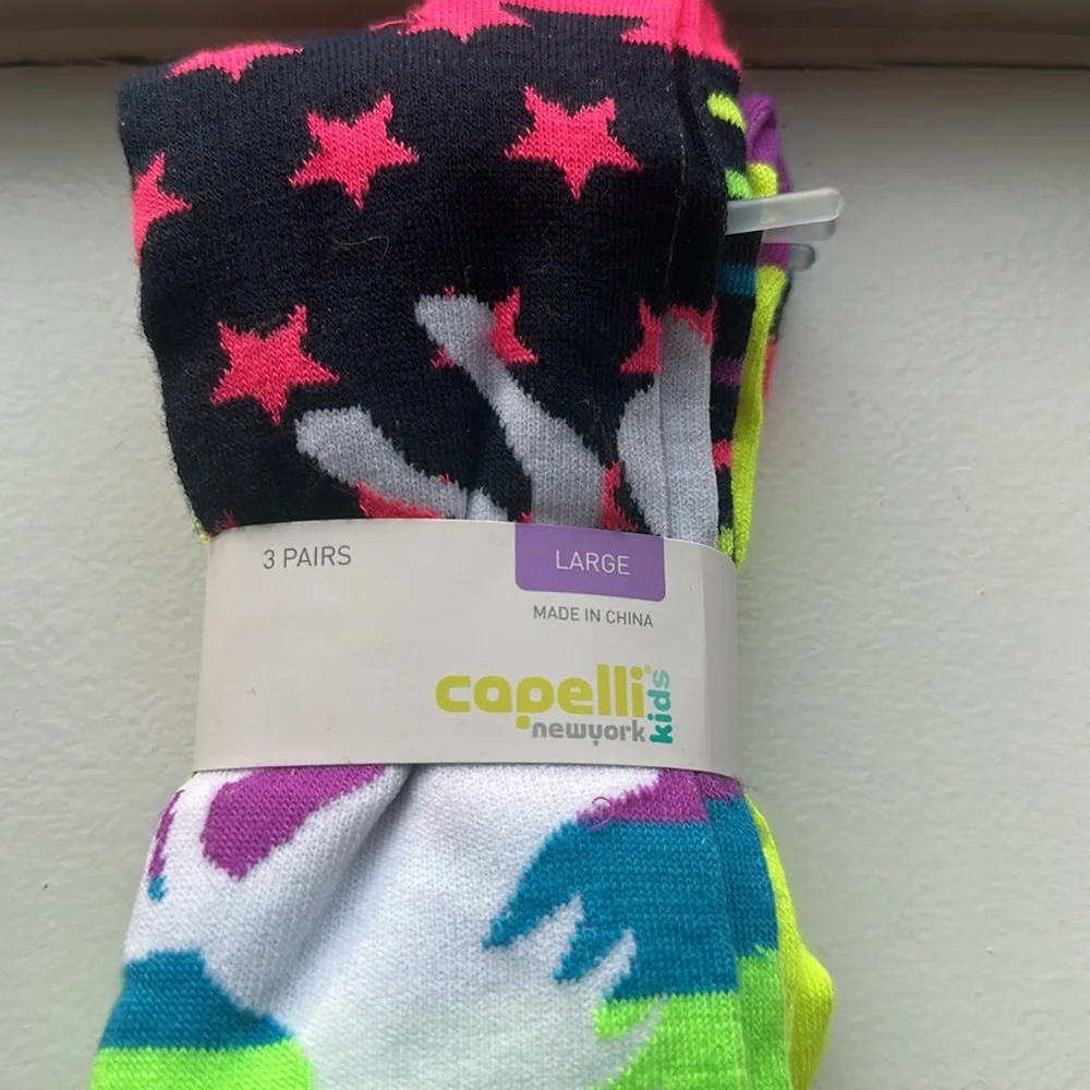 NWT Kids/Ladies Super Soft 3-pack socks Unicorn and bright colors size L